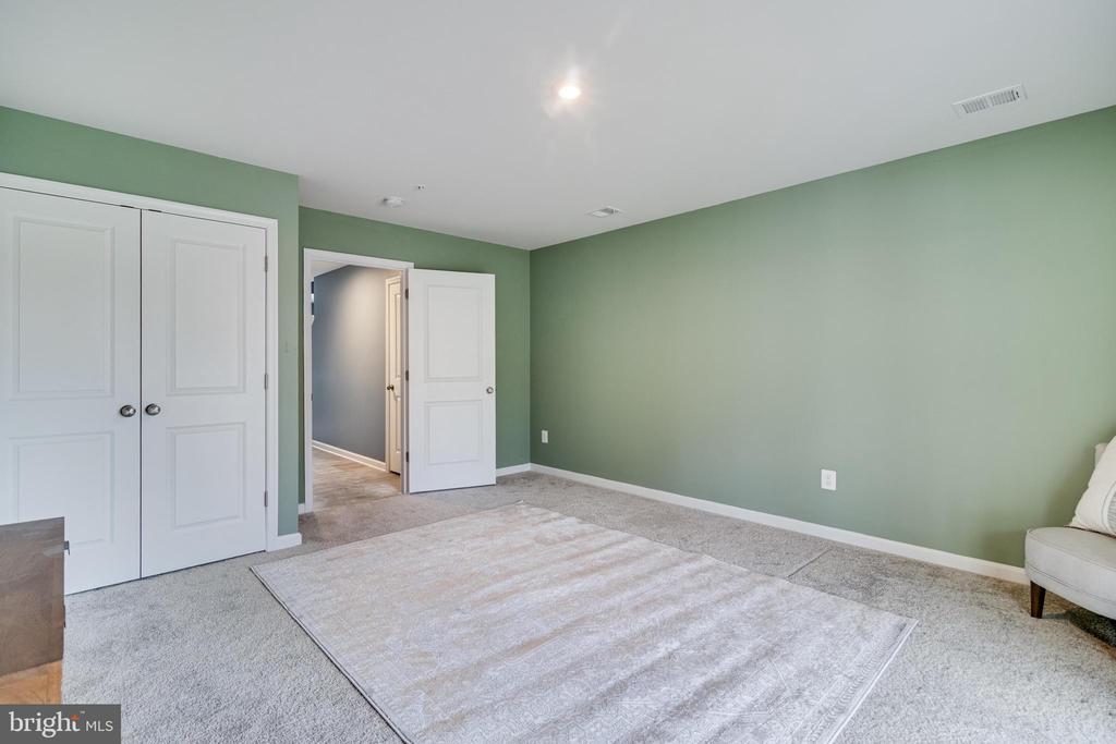 44315 AZALEA WAY