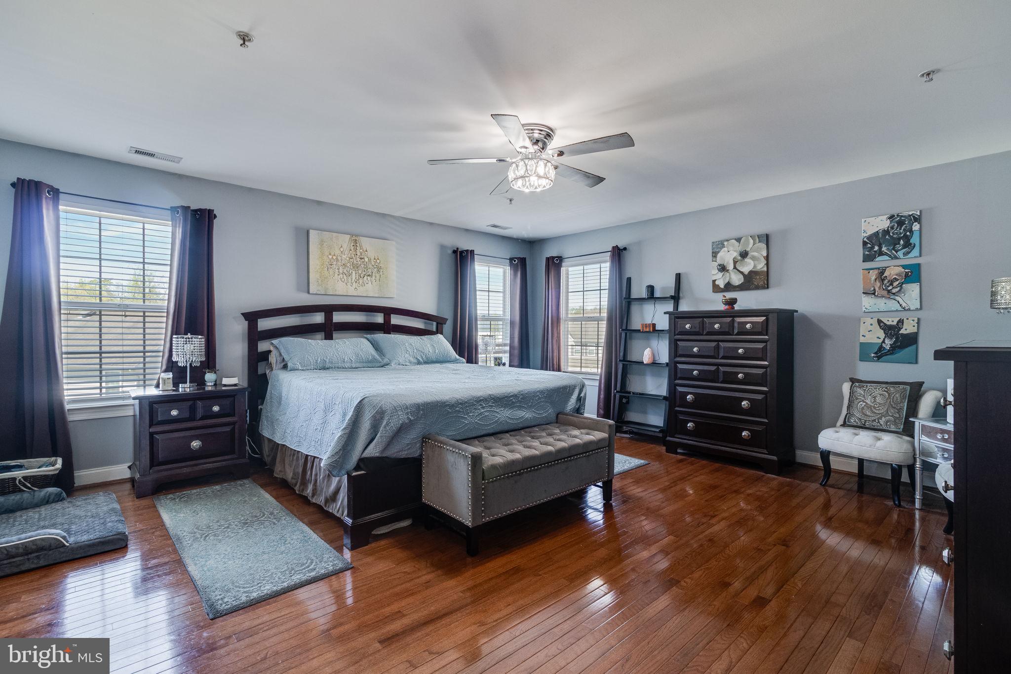 24433 BROAD CREEK DRIVE