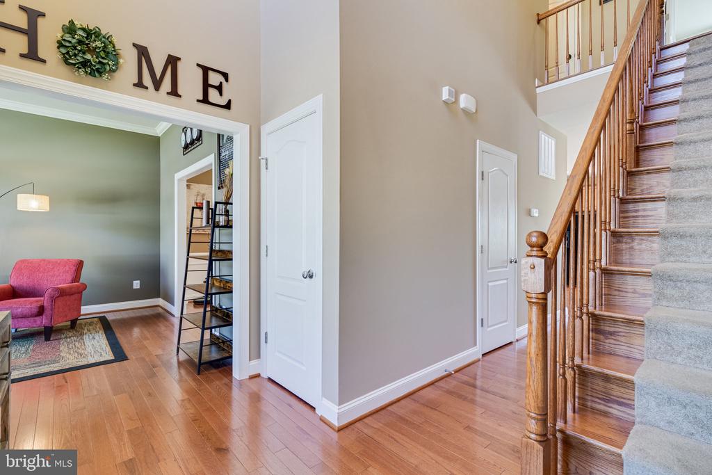 24475 BROAD CREEK DRIVE