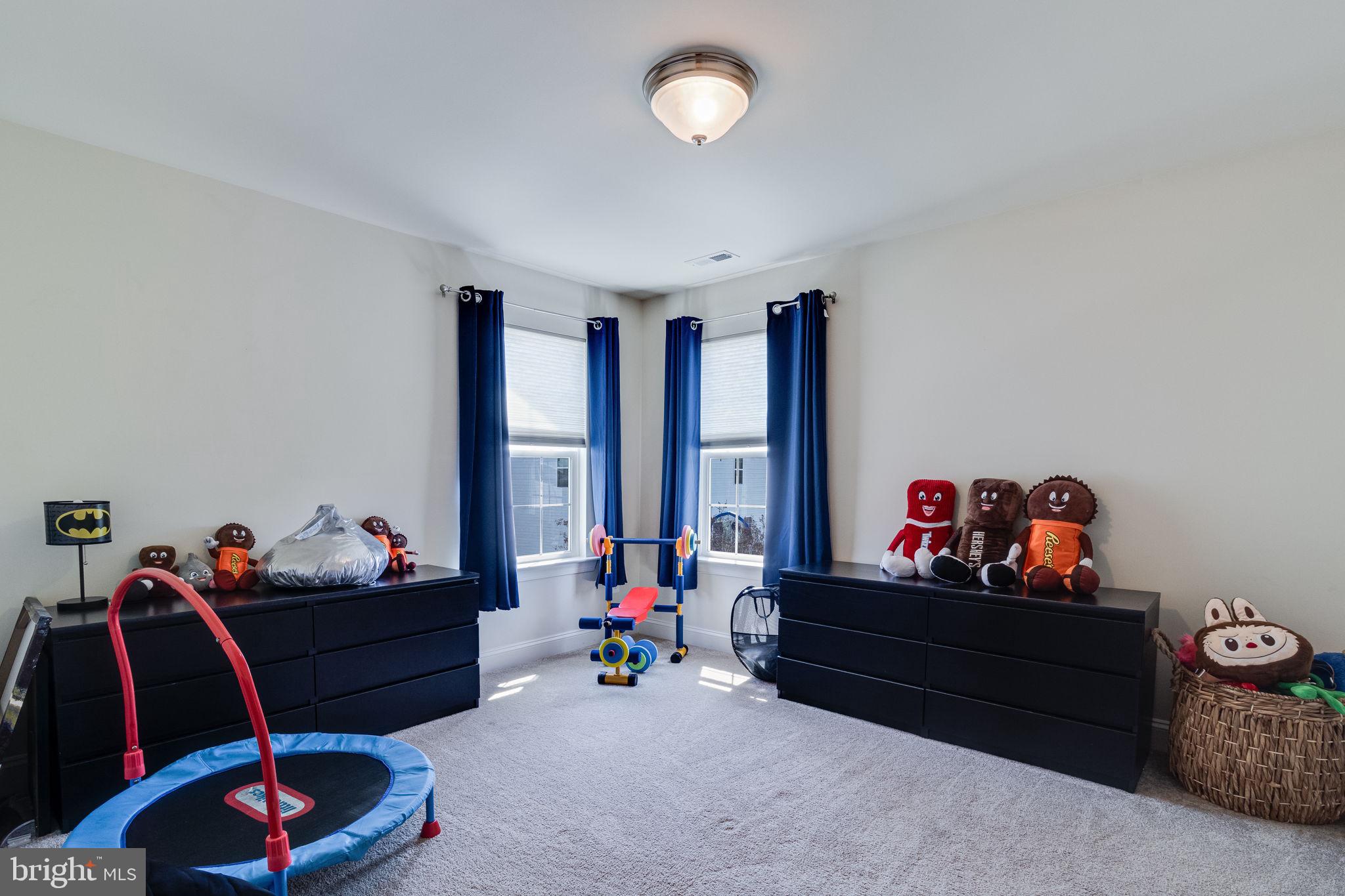 24475 BROAD CREEK DRIVE