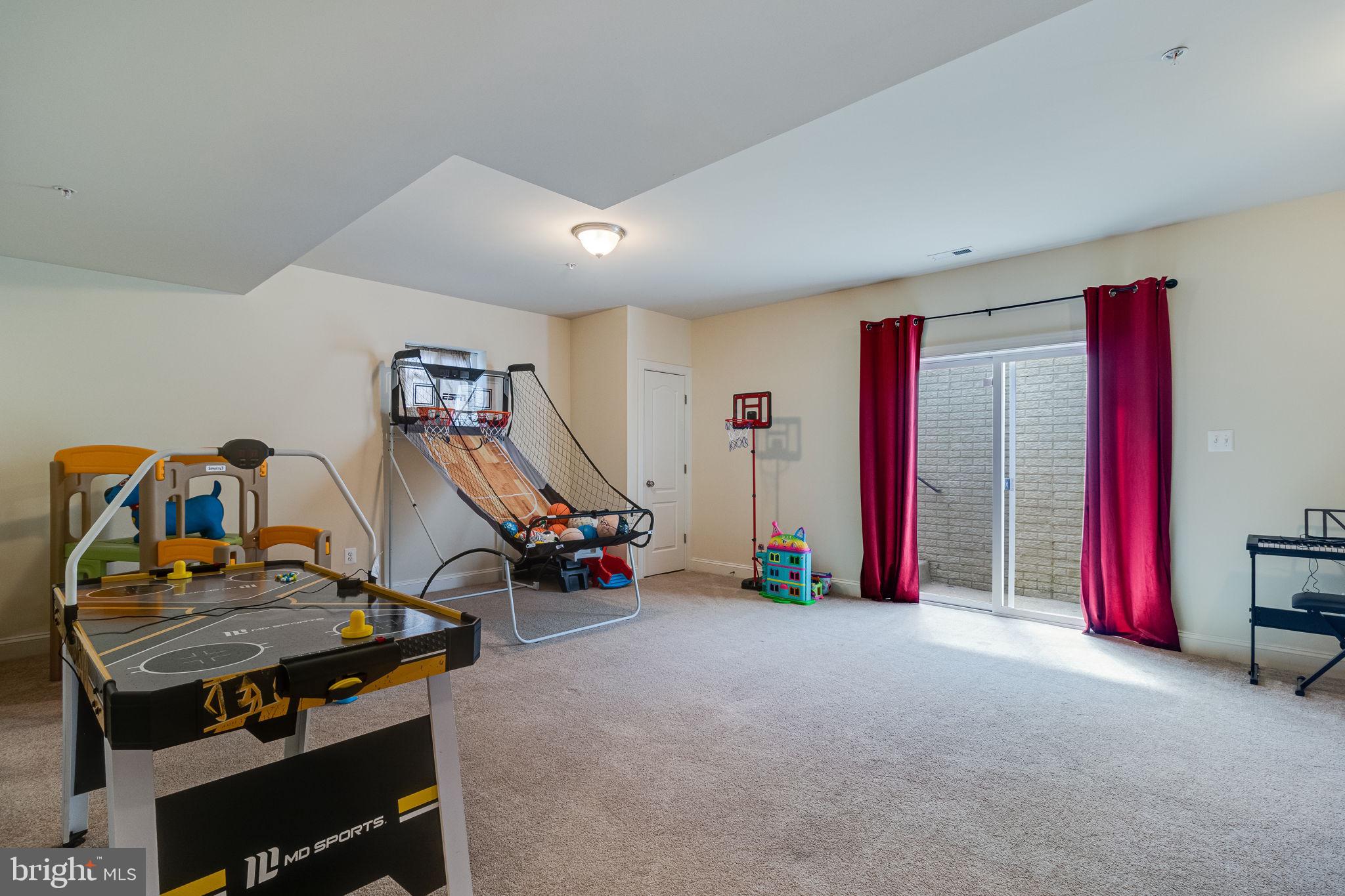 24475 BROAD CREEK DRIVE