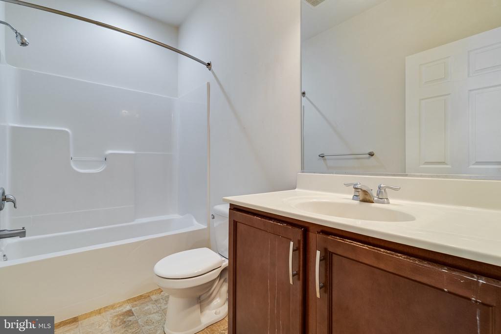 22277 SCOTT CIRCLE