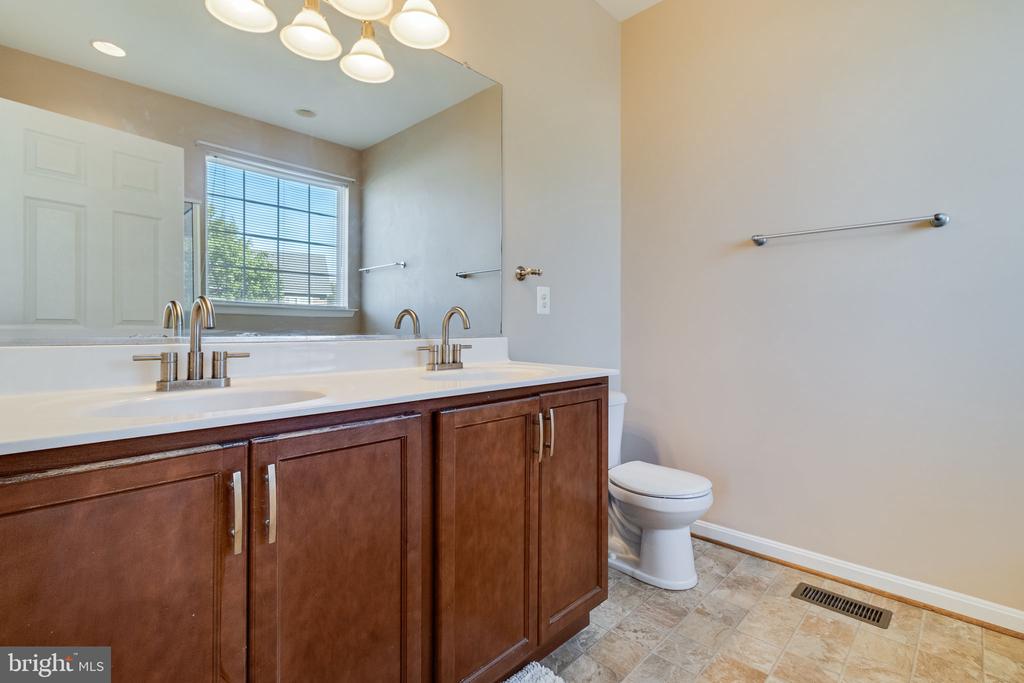 22277 SCOTT CIRCLE