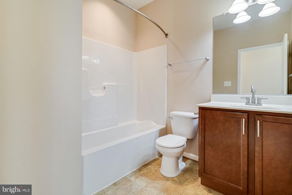 22277 SCOTT CIRCLE