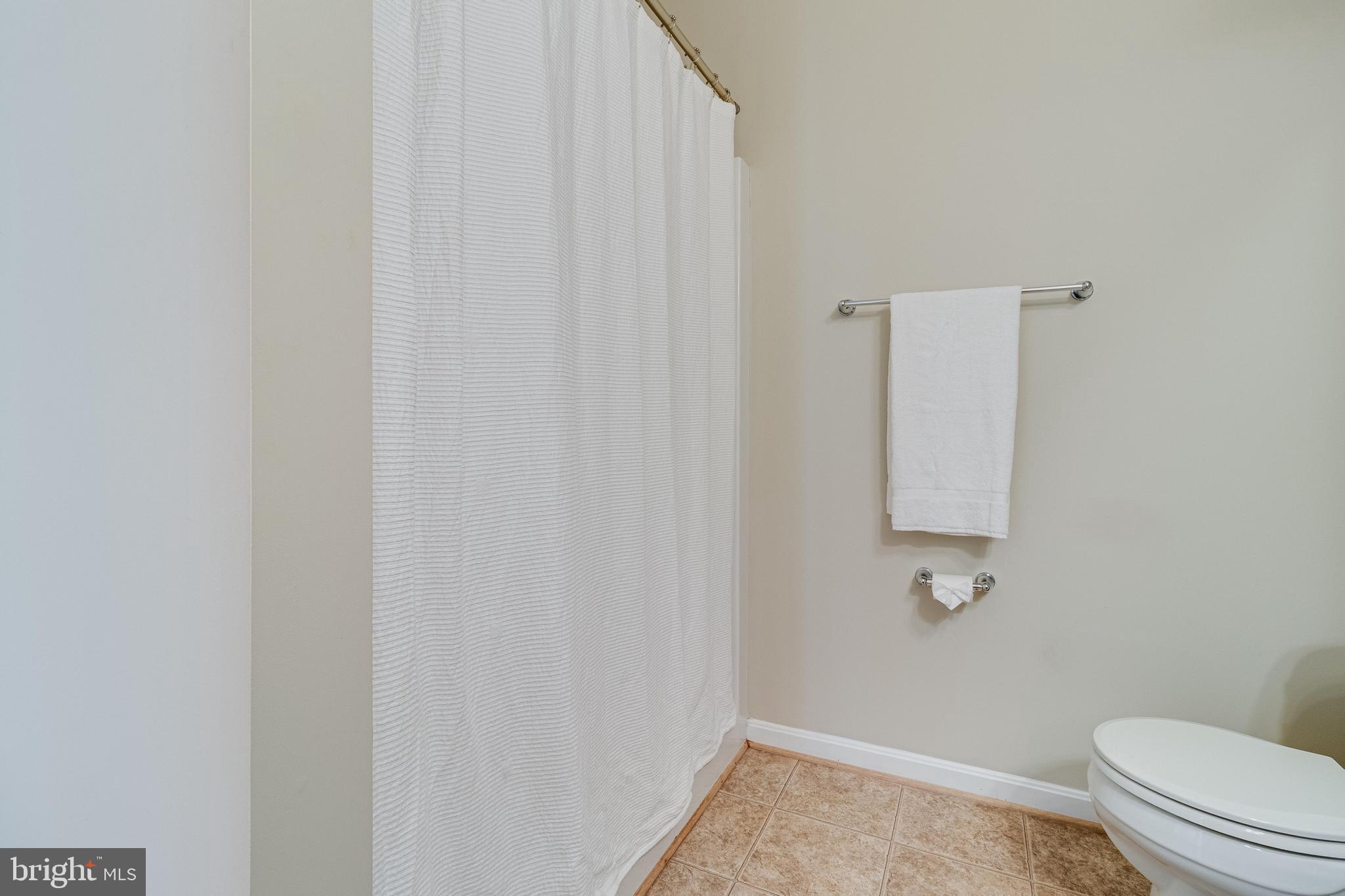 23540 F D R BOULEVARD 106