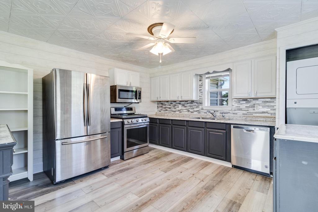 46030 SHEAFFER LANE