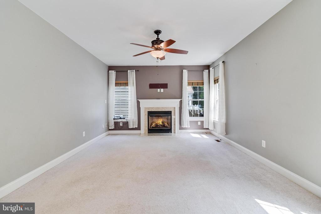 20554 PERSHING DRIVE