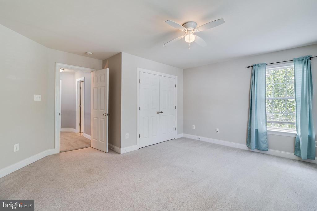 20554 PERSHING DRIVE