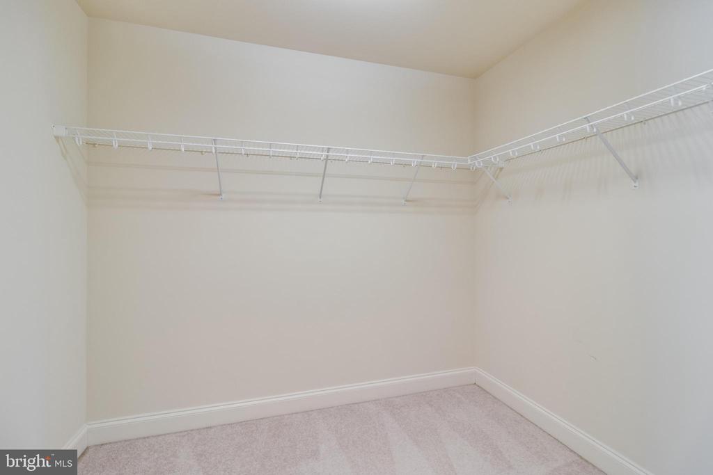20554 PERSHING DRIVE