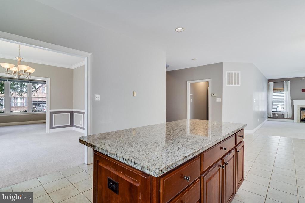 20554 PERSHING DRIVE
