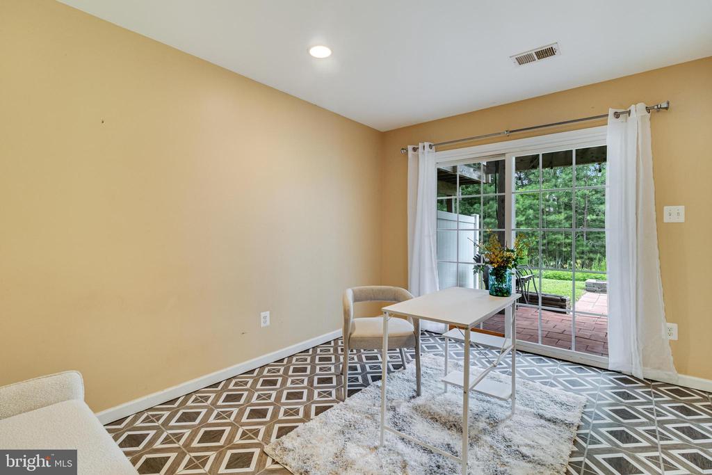 23116 FOXGLOVE WAY