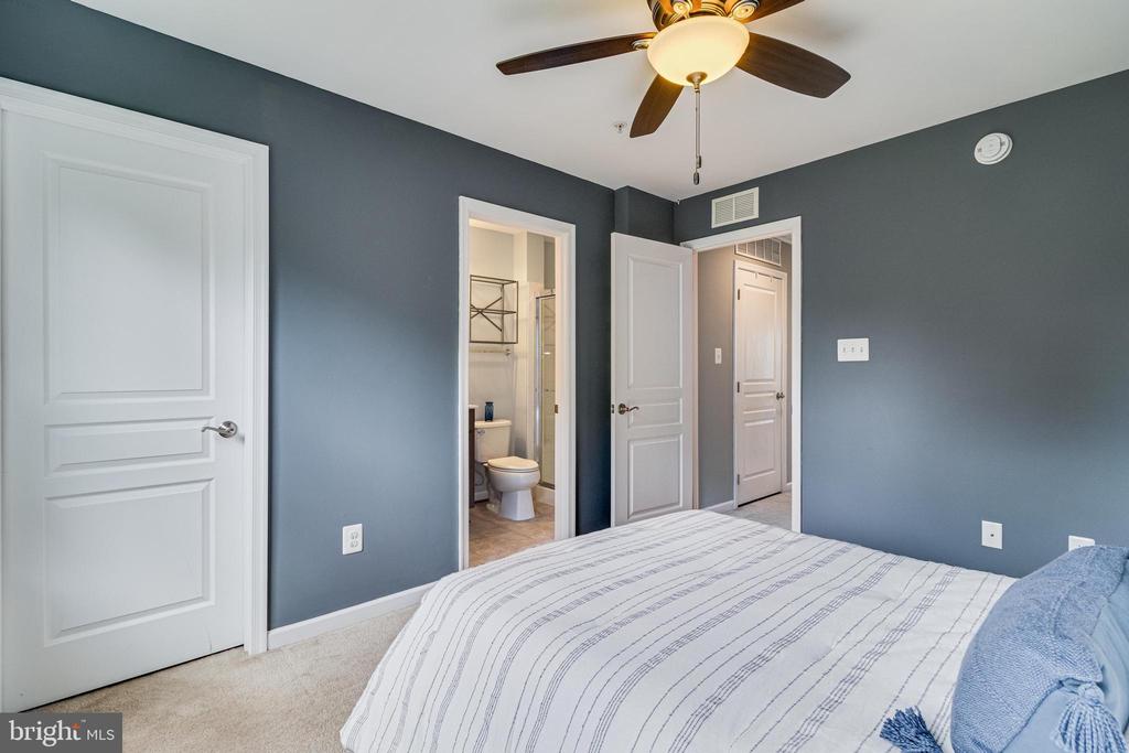 23116 FOXGLOVE WAY