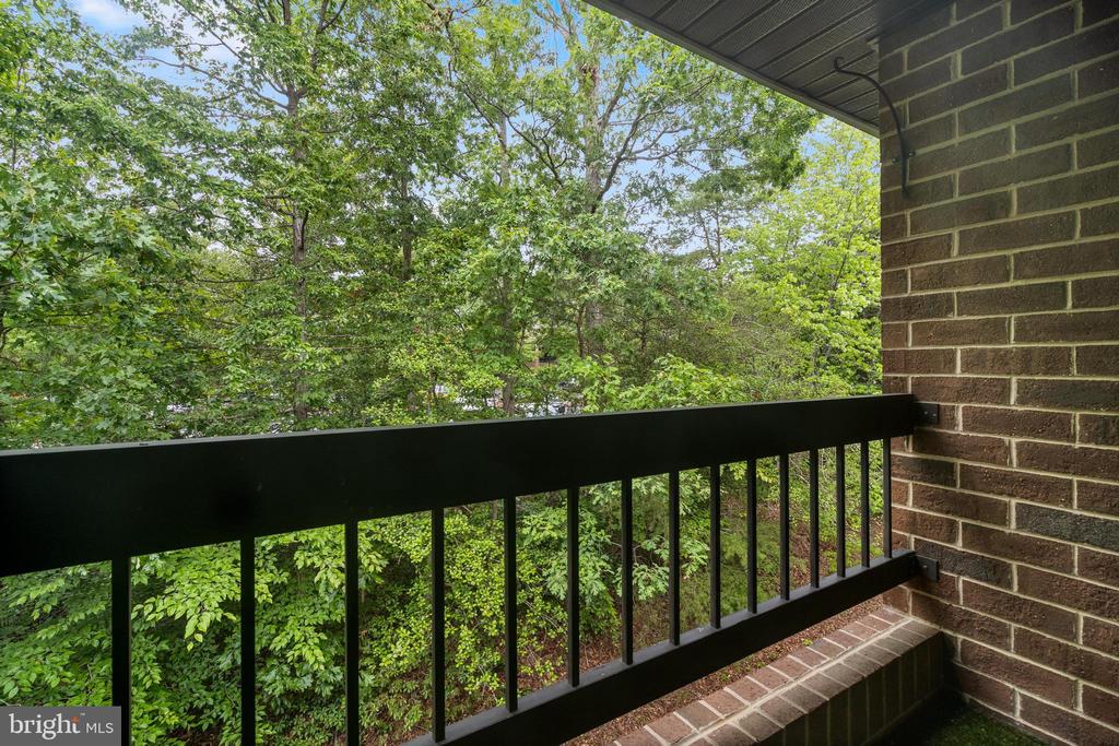 23240 ROSEWOOD COURT 9