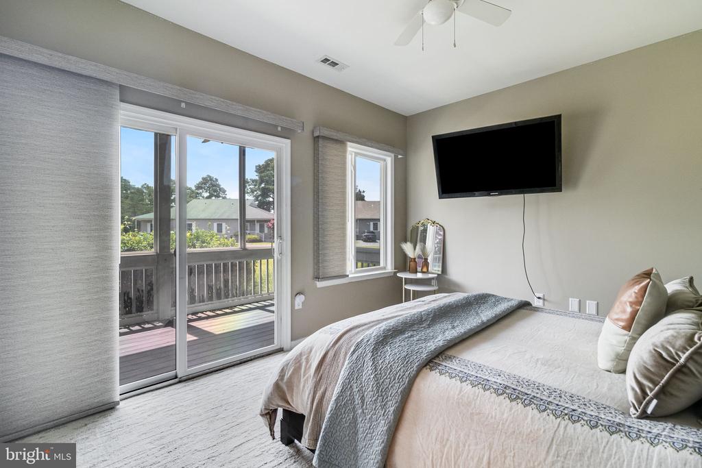 17265 CRAB POT LANE