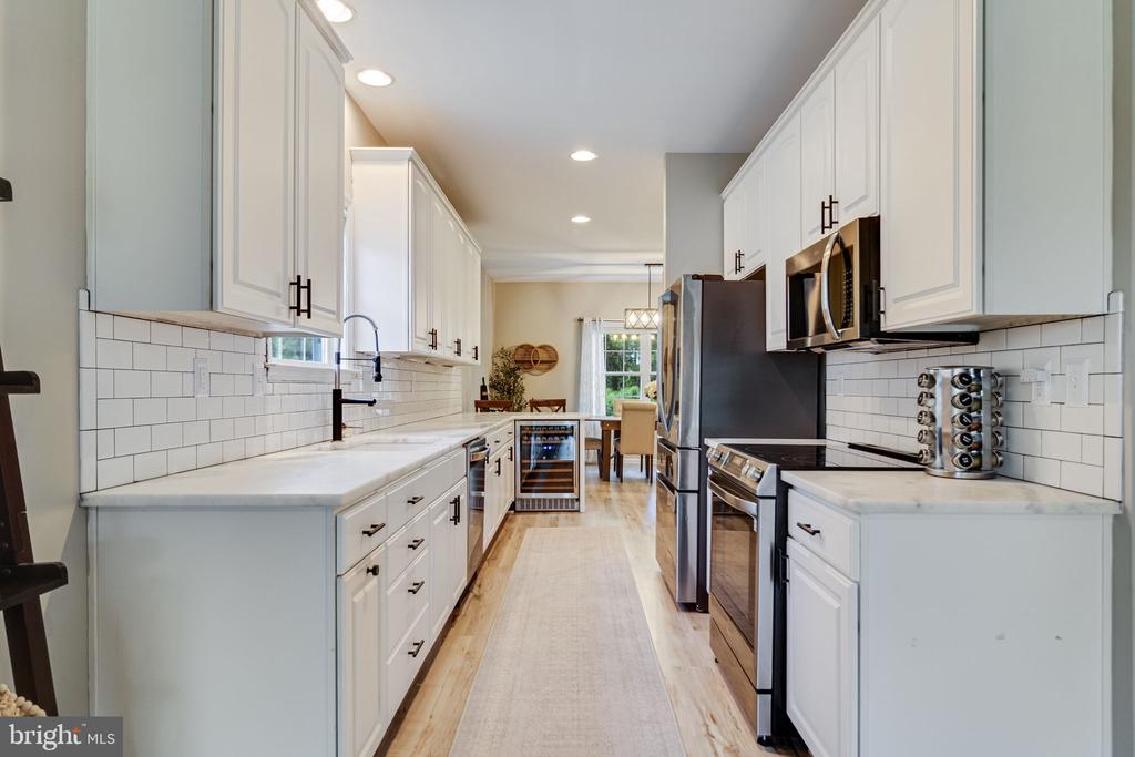 17265 CRAB POT LANE