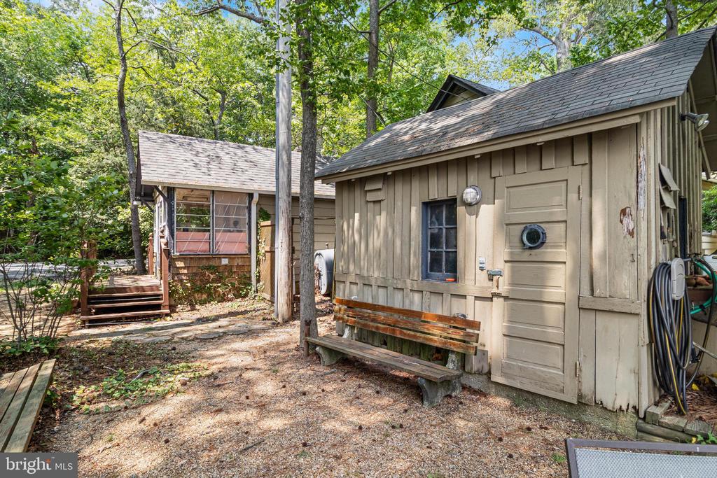 47558 LUCAS COVE LANE