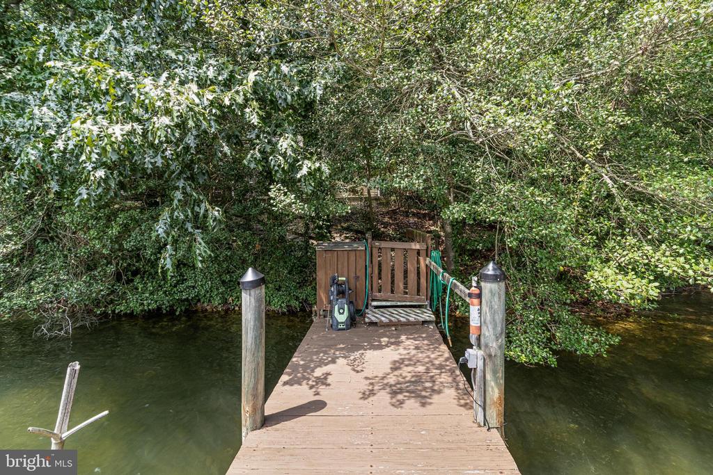47558 LUCAS COVE LANE