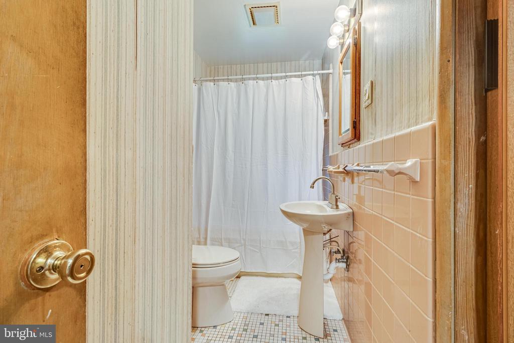 47558 LUCAS COVE LANE