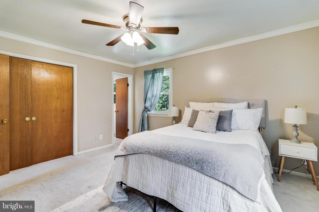 22386 LACEYS LANE