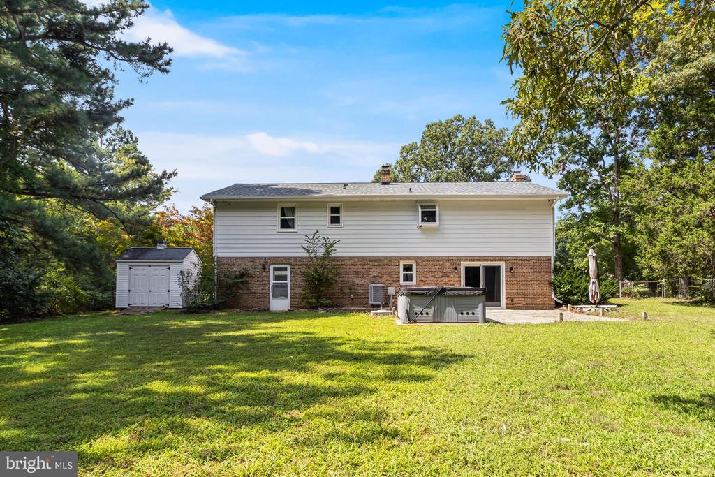 22386 LACEYS LANE