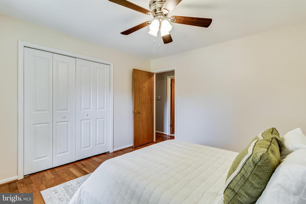 22386 LACEYS LANE