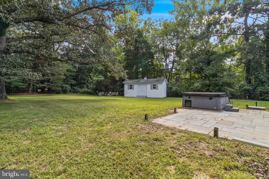 22386 LACEYS LANE