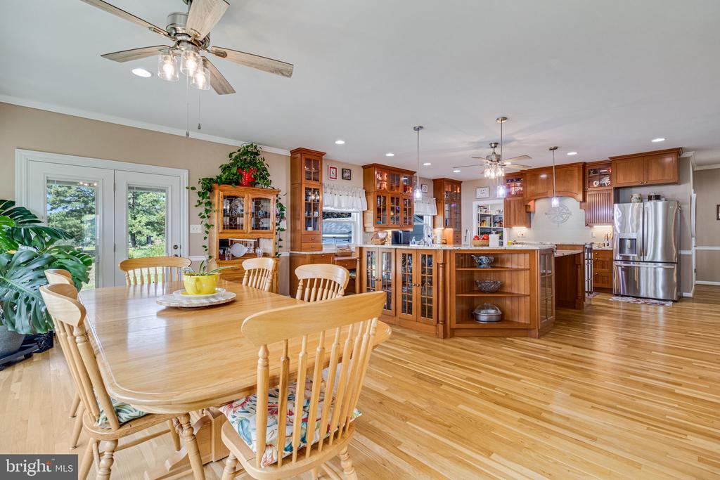 44637 BELLVIEW COURT