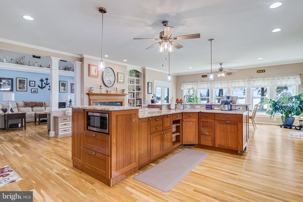 44637 BELLVIEW COURT