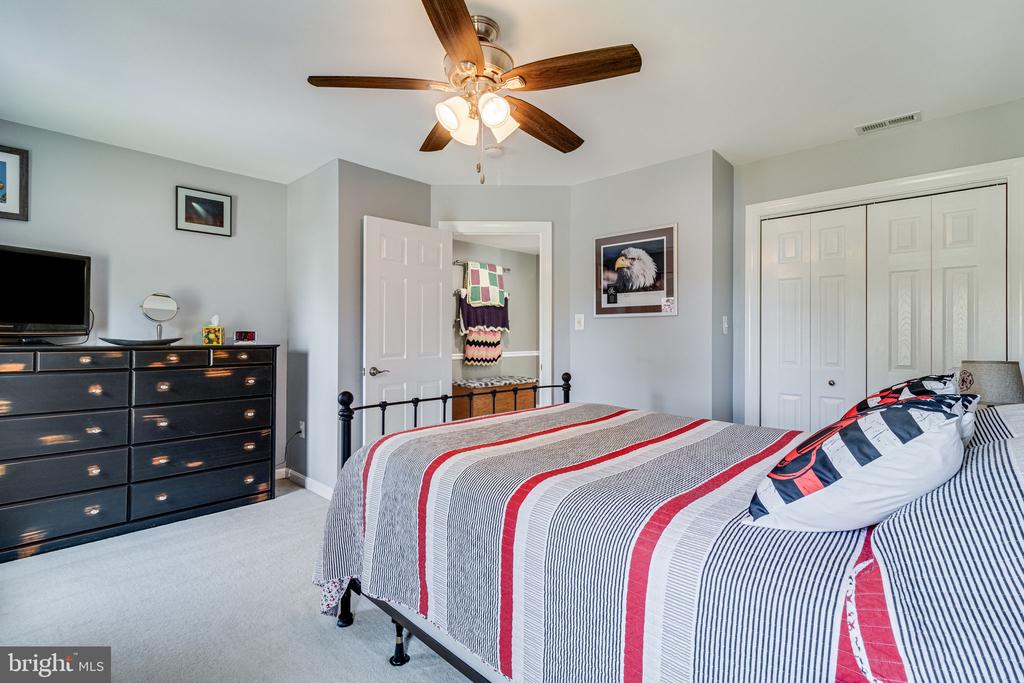 44637 BELLVIEW COURT