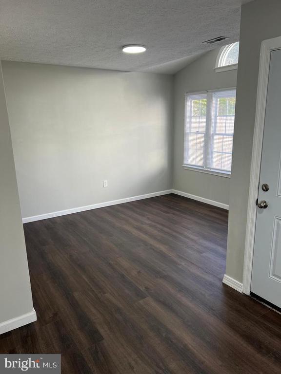 22131 SAINT JOSEPHS CIRCLE