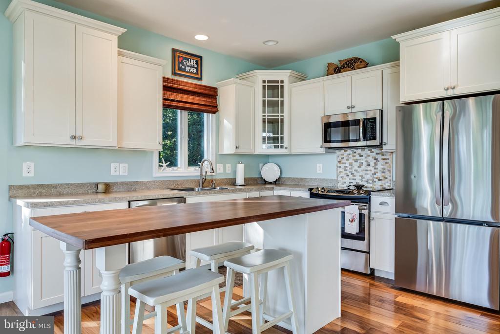24753 HALF PONE POINT ROAD