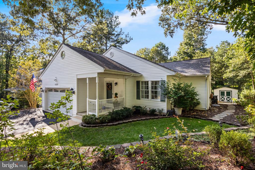 22995 WEDGEWOOD LANE