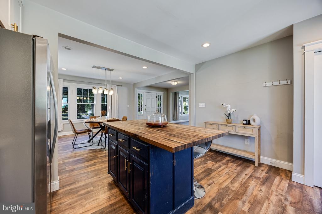 16146 THOMAS ROAD