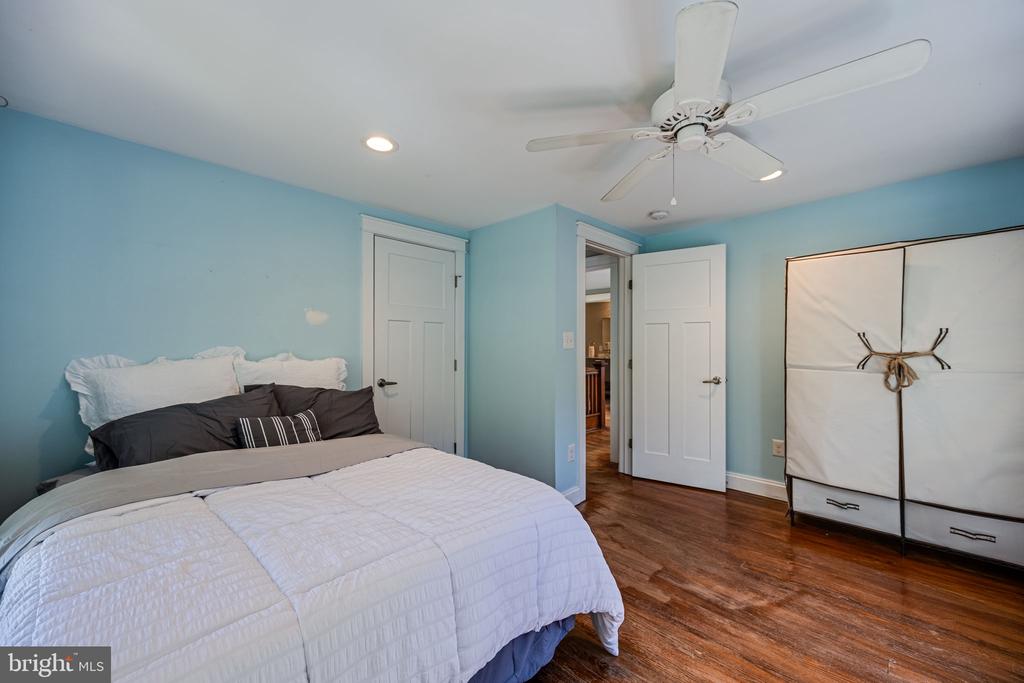 16146 THOMAS ROAD