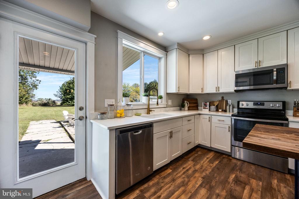 16146 THOMAS ROAD