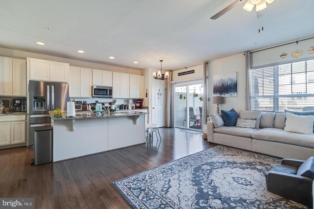 41517 MARGROVE CIRCLE
