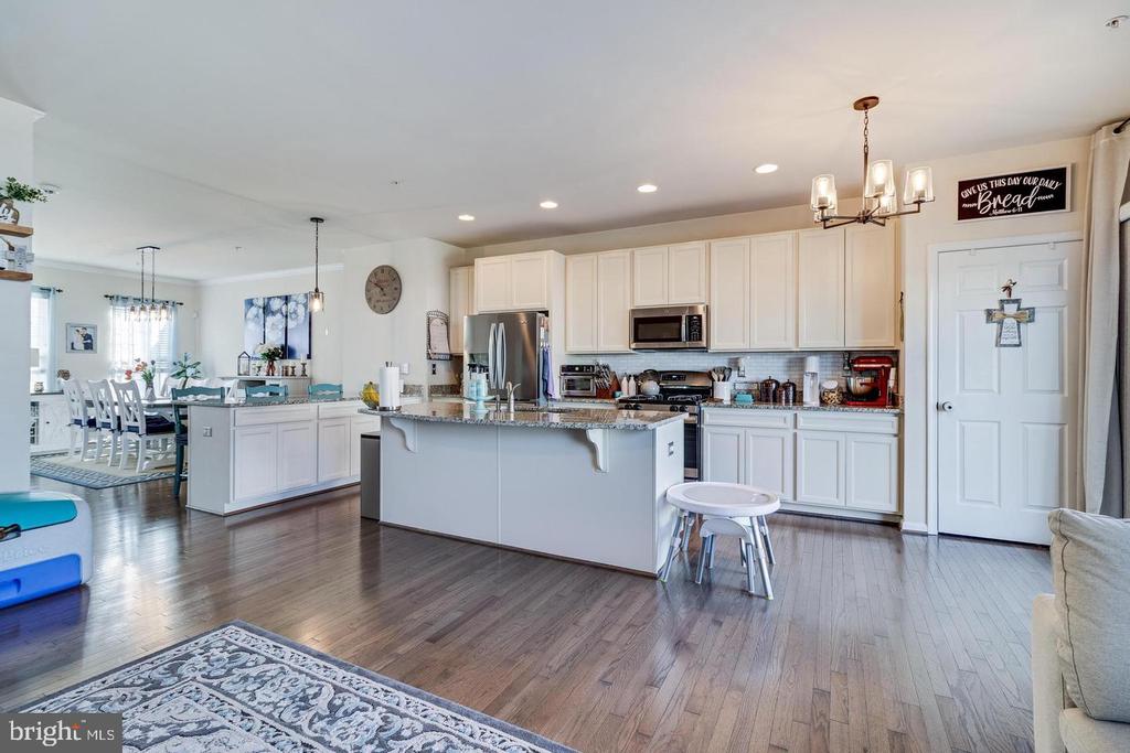 41517 MARGROVE CIRCLE