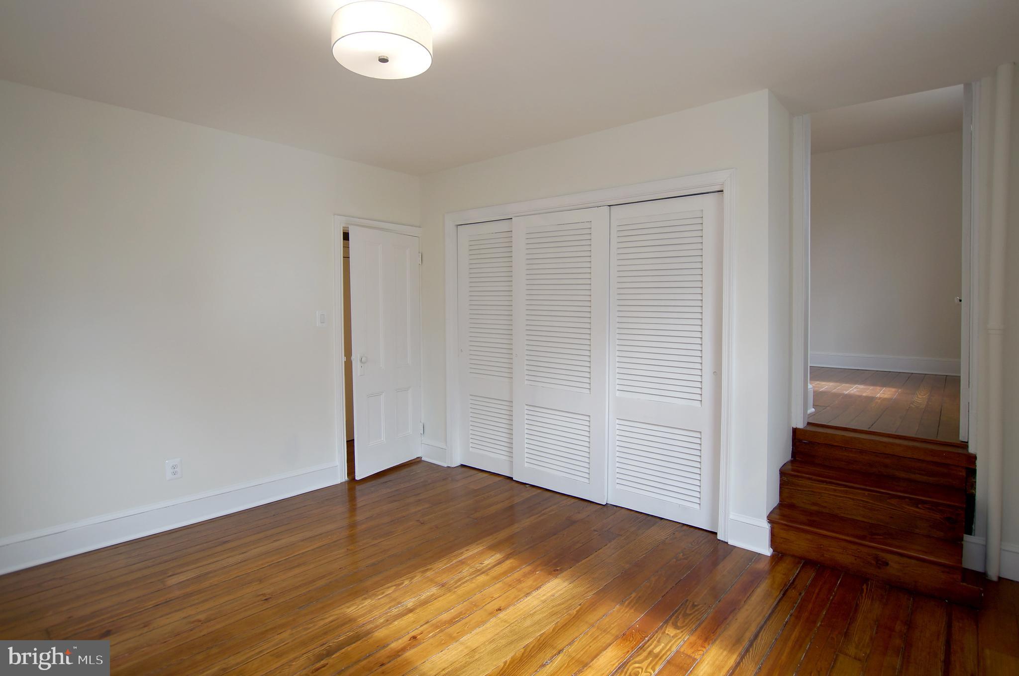 115 6TH STREET SE