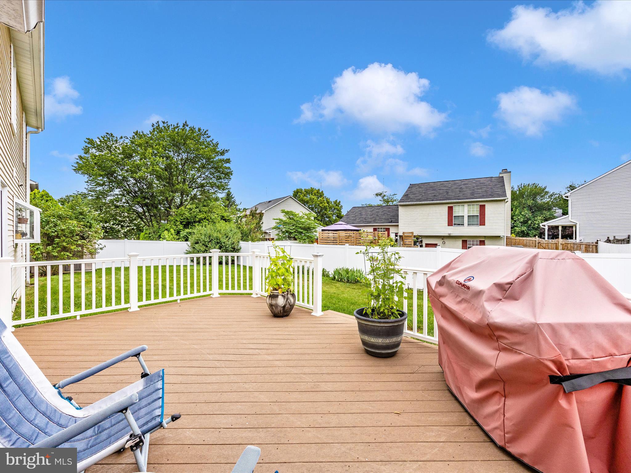 1405 HUNTING HORN LANE