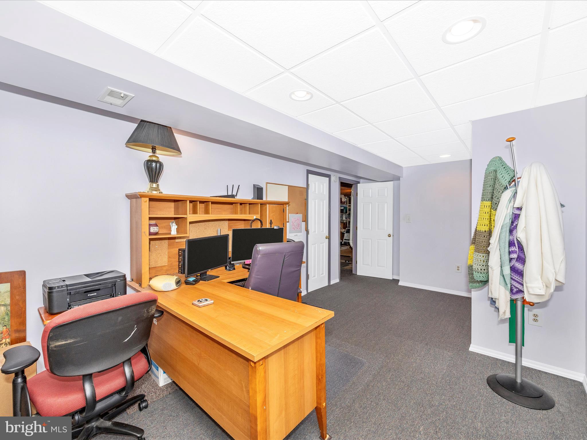1405 HUNTING HORN LANE
