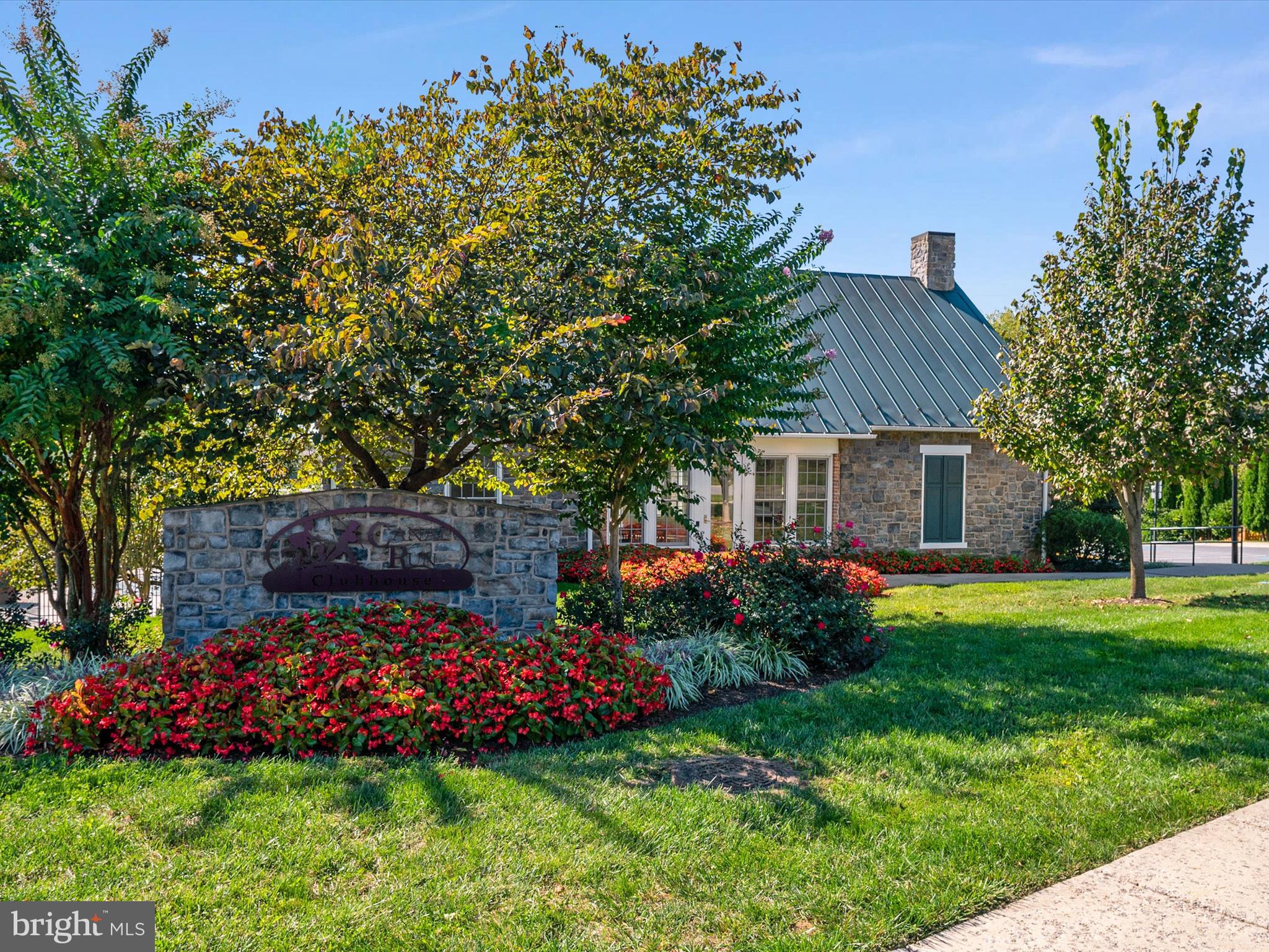 1704 CANAL CLIPPER CT