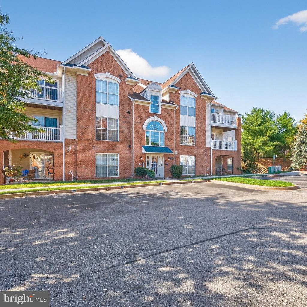 2503 COACH HOUSE WAY 3C