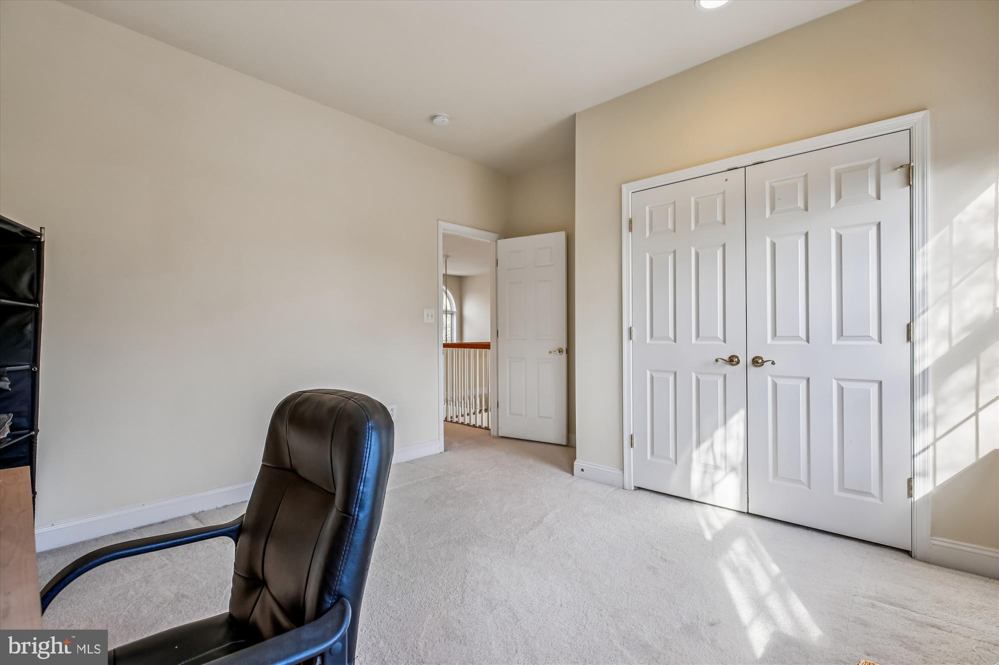 7 BIG OAK COURT