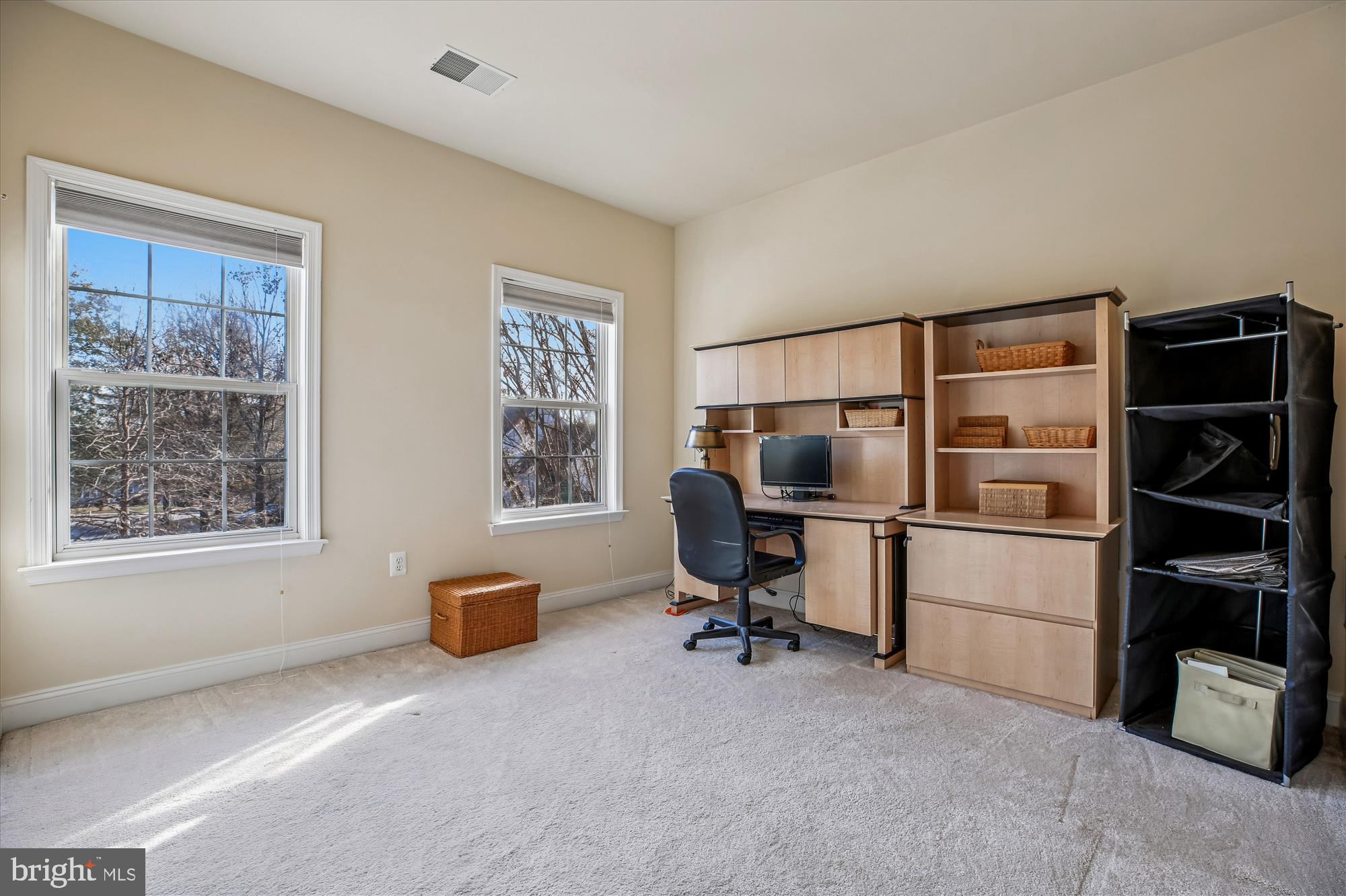7 BIG OAK COURT