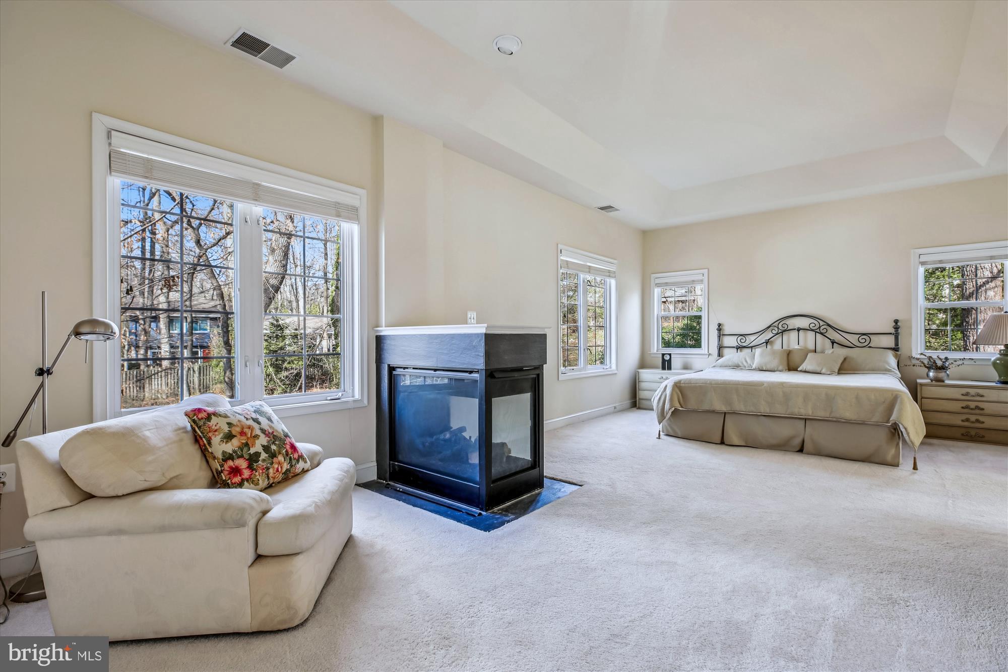 7 BIG OAK COURT
