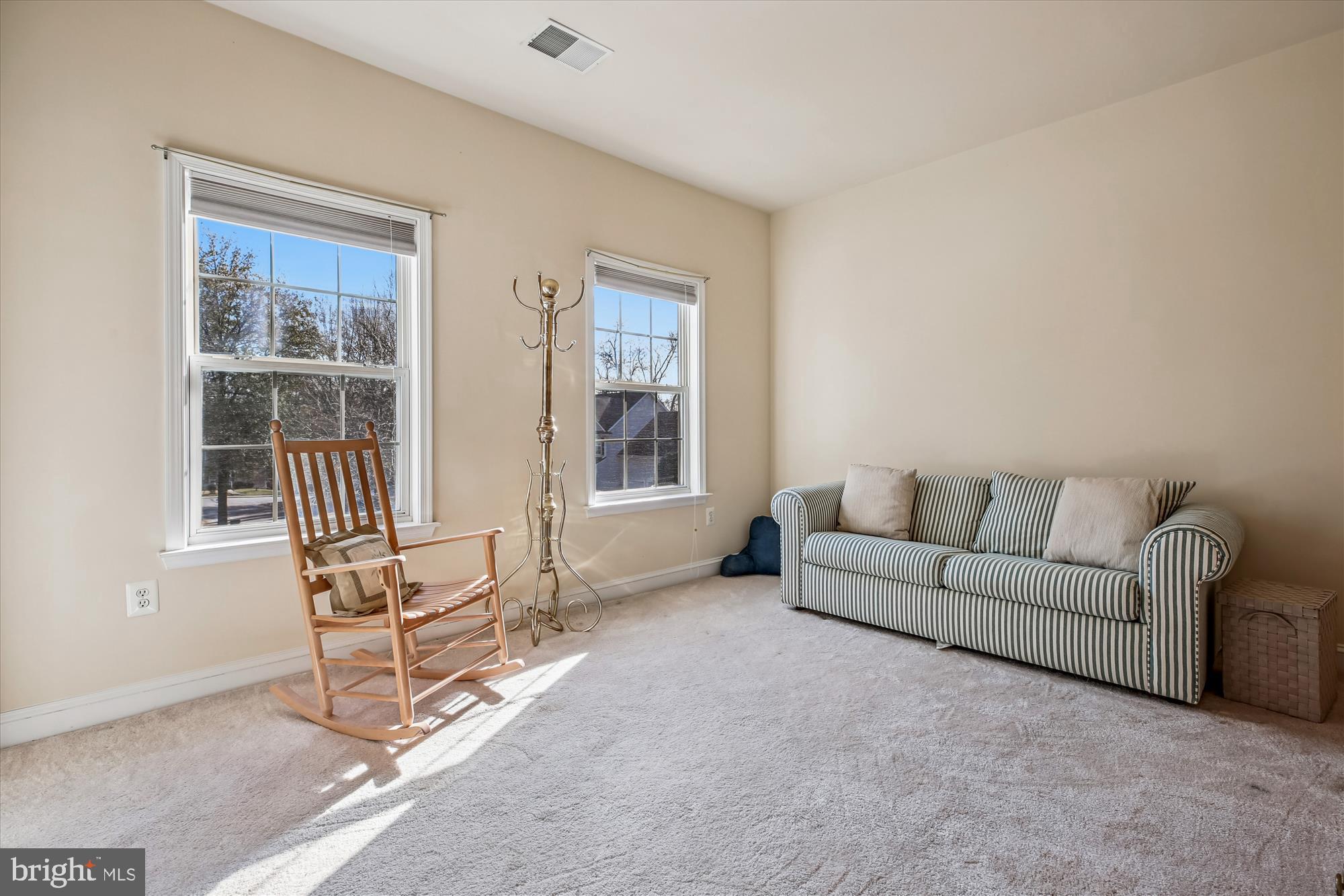 7 BIG OAK COURT