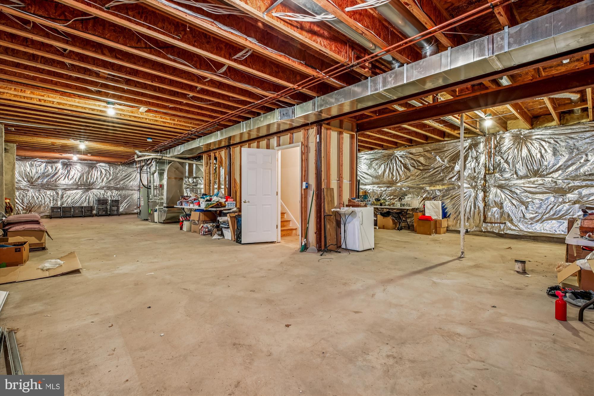 7 BIG OAK COURT