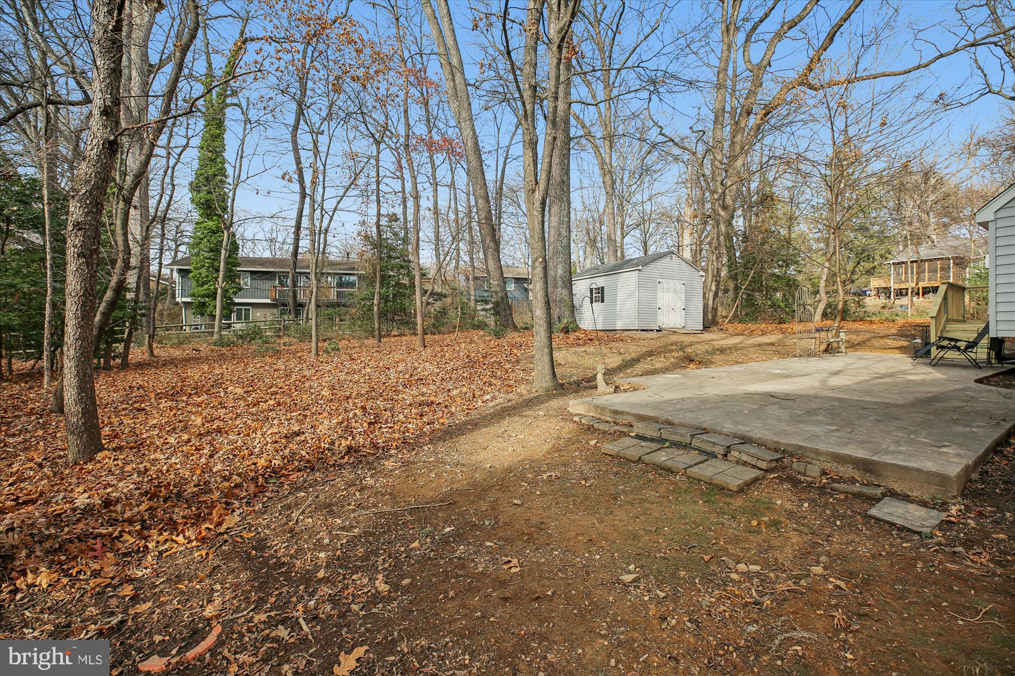 7 BIG OAK COURT