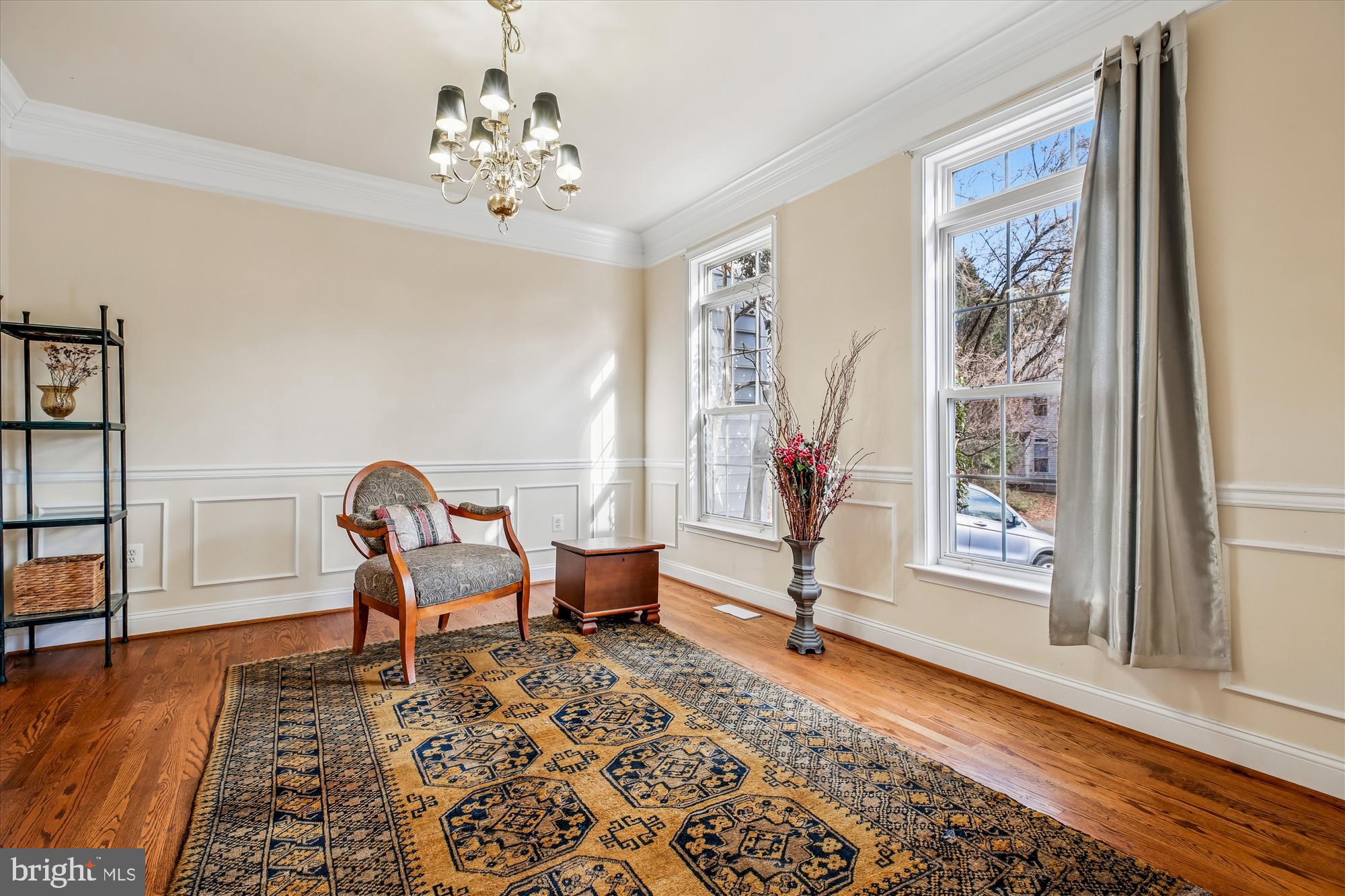 7 BIG OAK COURT