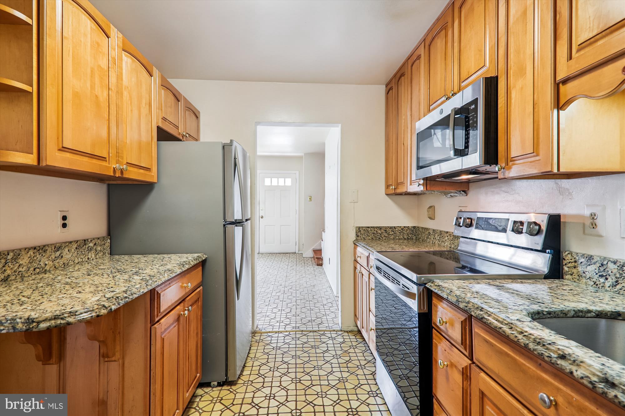 9507 ADELPHI ROAD